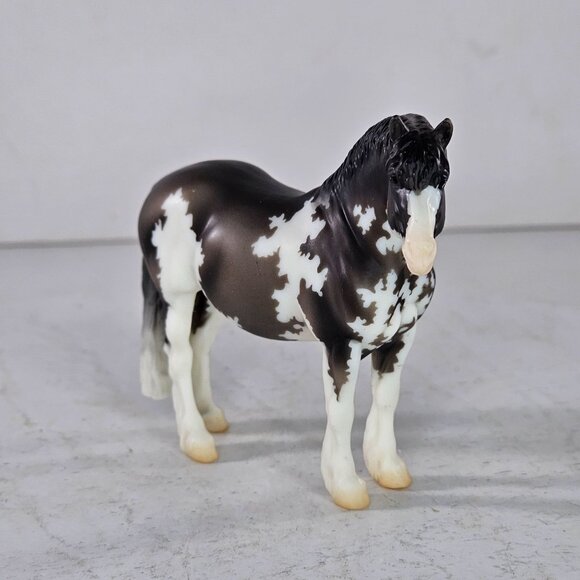 Breyer NEW Shindig Breyerfest 2025 Giorgio Pinto Online Stablemate Model Horse - Picture 3 of 8